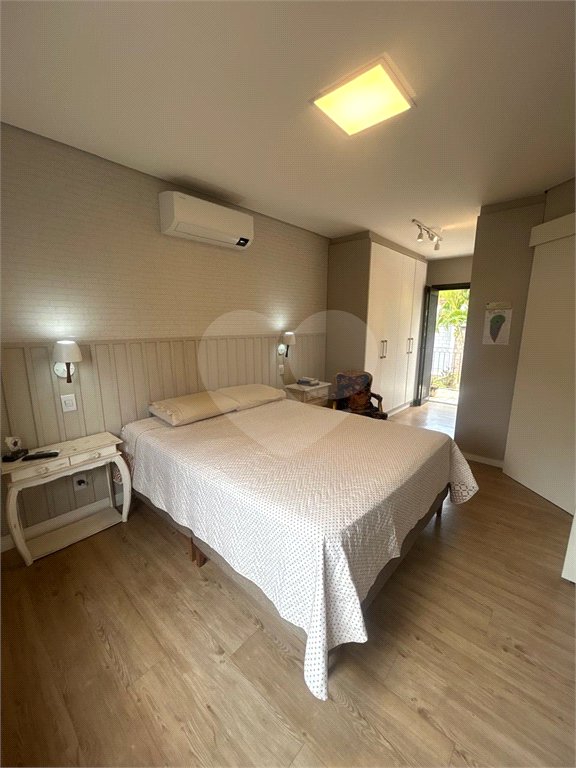 Casa à venda com 3 suítes no condomínio Braziliana, Valinhos - SP