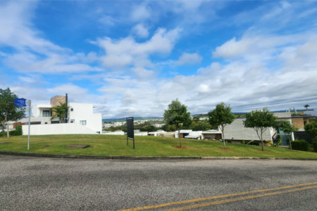Terreno à venda no condomínio Alphaville Nova Esplanada 2, Votorantim - SP
