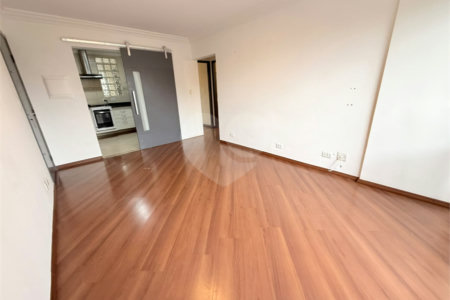 Apartamento à venda com 2 quartos em Vila Olímpia, São Paulo, SP