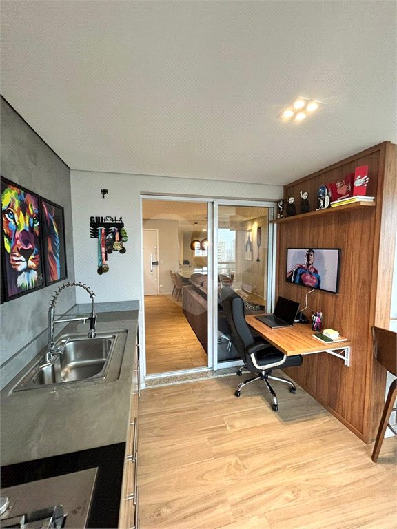 Apartamento à venda com 2 quartos, sendo 1 suíte, em Parque Reboucas, São Paulo, SP