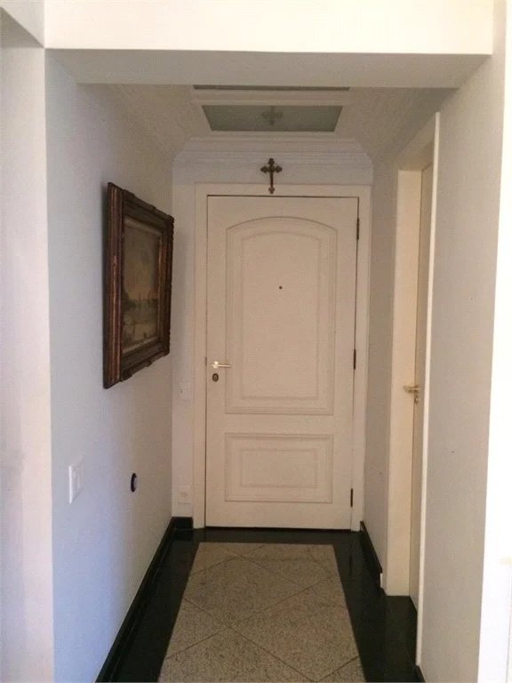 Apartamento à venda com 3 suítes em Vila Suzana, São Paulo, SP
