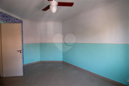 Sobrado à venda com 3 quartos, sendo 1 suíte, em Jardim Ester, São Paulo, SP