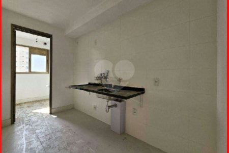 Apartamento à venda com 4 quartos, sendo 3 suítes,  em Santa Teresinha, São Paulo, SP