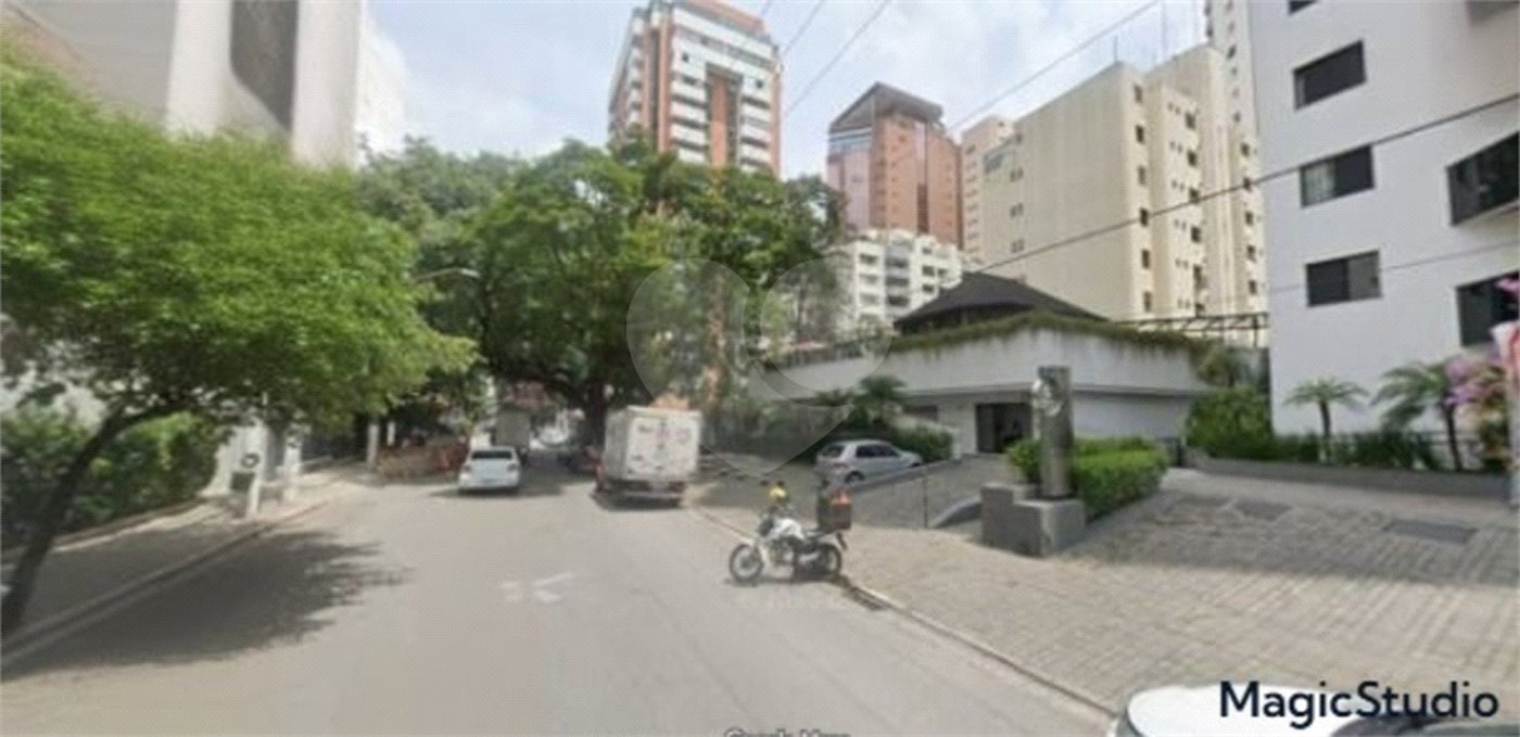 Apartamento à venda com 1 quarto em Itaim Bibi, São Paulo, SP
