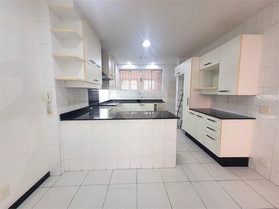 Apartamento à venda com 4 quartos, sendo 1 suíte, em Copacabana, Rio de Janeiro, RJ