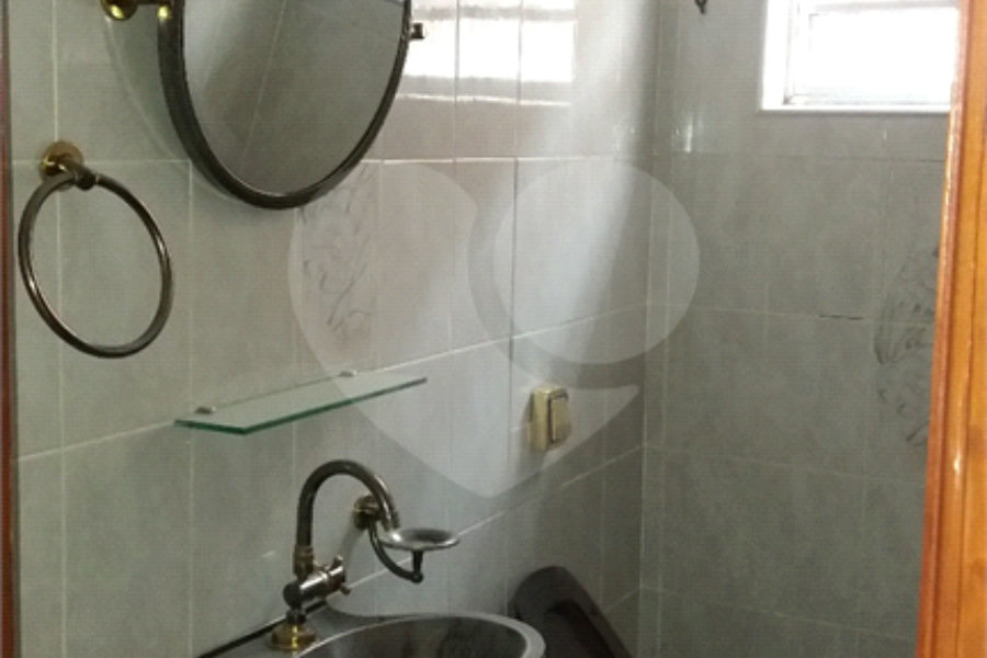 Sobrado à venda com 3 quartos, sendo 1 suíte, em Tremembé, São Paulo, SP