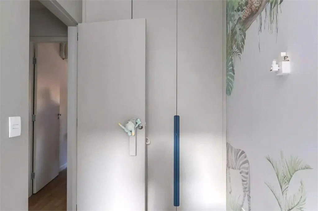 Casa à venda com 2 quartos, sendo 1 suíte, no condomínio Cube Real Parque, São Paulo - SP