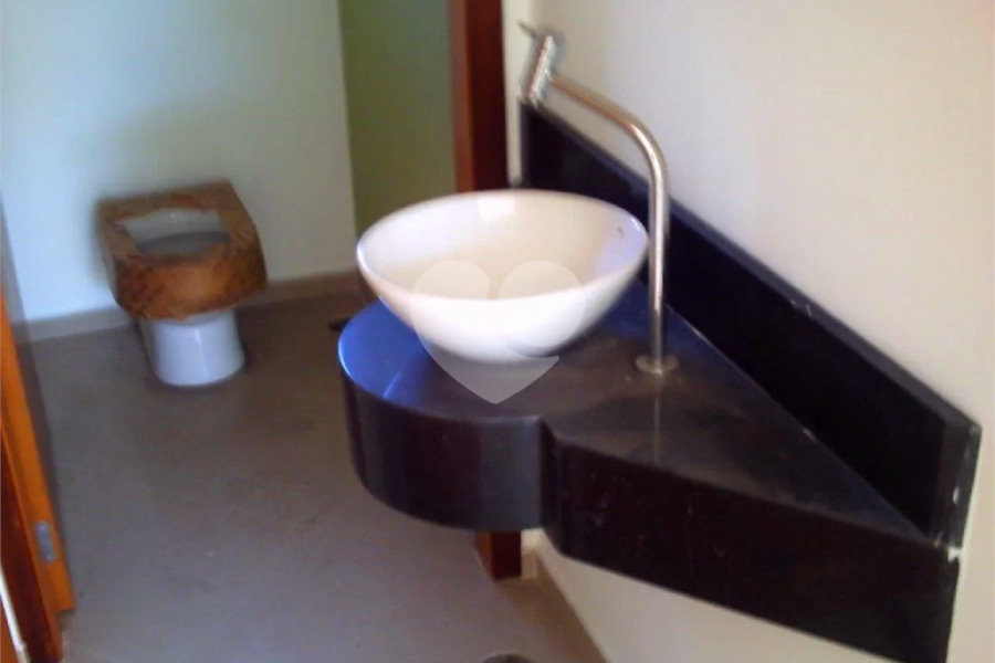 Sobrado à venda com 3 quartos, sendo 1 suíte, em Tremembé, São Paulo, SP