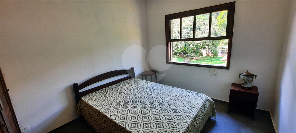 Casa à venda ou para alugar com 4 quartos, sendo 2 suítes, em Mantiqueira, Mairiporã, SP