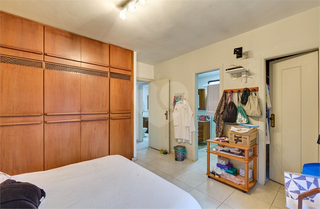 Casa de Vila à venda com 3 quartos, sendo 2 suítes, em Granja Julieta, São Paulo, SP