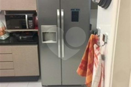 Apartamento à venda com 3 suítes em Campo Belo, São Paulo, SP