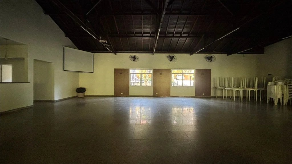 Casa à venda com 3 quartos, sendo 1 suíte,  no condomínio Villagio da Granja, Cotia - SP