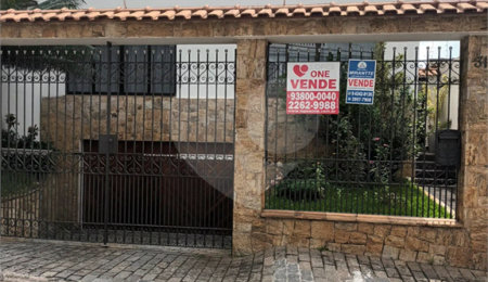Sobrado à venda com 4 quartos, sendo 1 suíte,  em Tremembé, São Paulo, SP