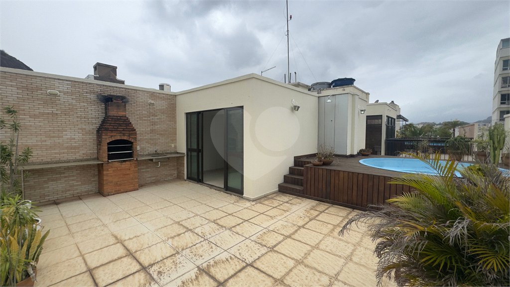 Cobertura à venda com 3 quartos, sendo 1 suíte,  em Tijuca, Rio de Janeiro, RJ