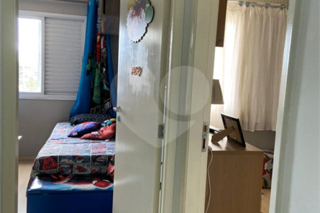 Casa à venda com 3 quartos, sendo 1 suíte, no condomínio Villaggio Portobello, São Paulo - SP