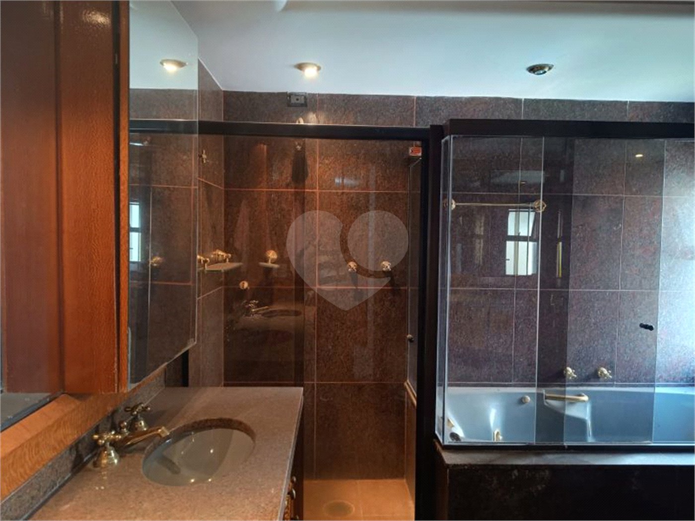 Apartamento à venda com 3 suítes em Vila Suzana, São Paulo, SP