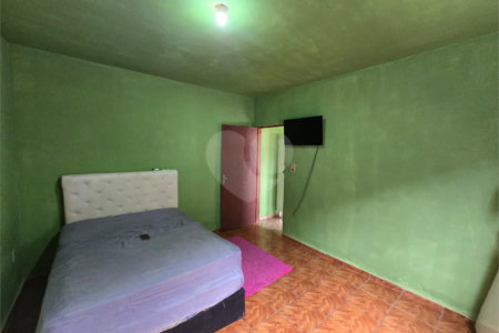 Casa à venda com 2 quartos em Vila Carvalho, Itapetininga, SP