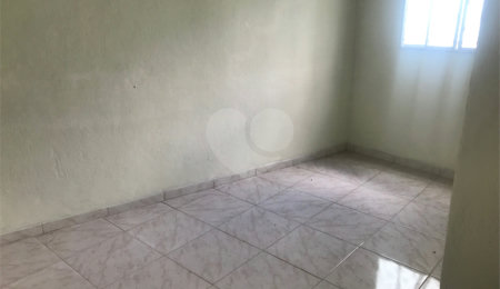 Sobrado à venda com 2 quartos em Vila Dom Pedro Ii, São Paulo, SP