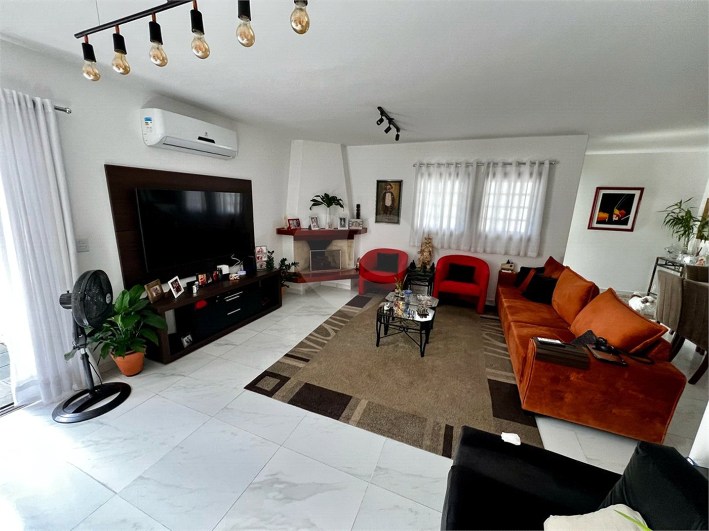 Casa à venda com 3 suítes em Vila Oliveira, Mogi das Cruzes, SP