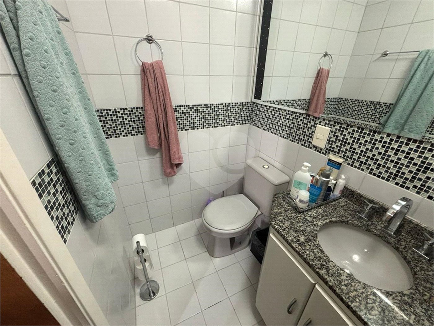 Apartamento à venda com 3 quartos, sendo 1 suíte, em Vila Esperança, São Paulo, SP