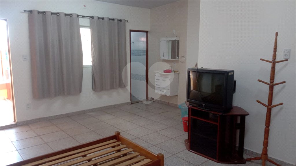 Casa à venda com 3 quartos, sendo 1 suíte, em Vila Medeiros, São Paulo, SP
