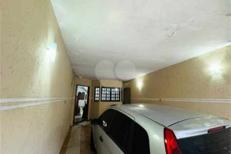 Casa à venda com 4 quartos, sendo 2 suítes, em Parque Santo Antônio, Guarulhos, SP
