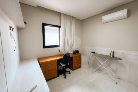 Casa à venda com 4 quartos, sendo 2 suítes, no condomínio Belvedere 2, Cuiabá - MT