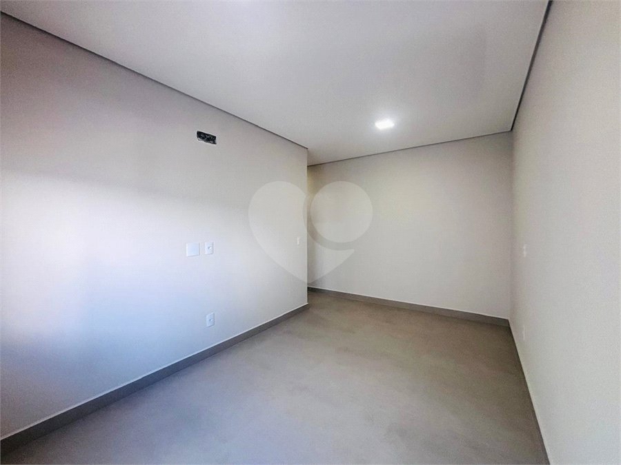 Casa à venda com 3 suítes no condomínio Residencial Chácara Ondina, Sorocaba - SP
