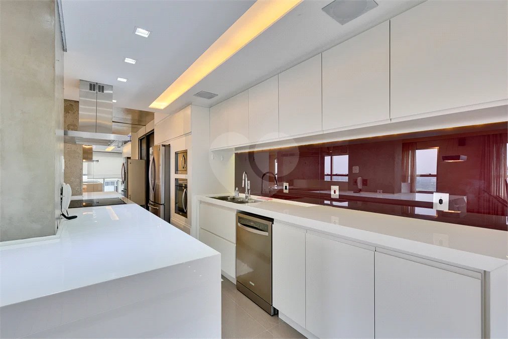 Apartamento à venda com 2 suítes em Alto da Boa Vista, São Paulo, SP