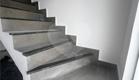 Casa à venda com 2 suítes no condomínio Residencial Camila, Rio de Janeiro - RJ