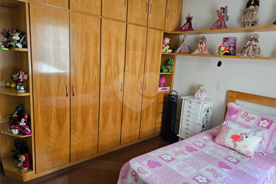 Sobrado à venda com 5 quartos, sendo 4 suítes, em Tucuruvi, São Paulo, SP