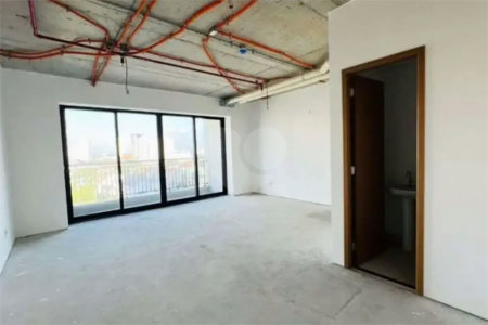 Sala à venda em Vila Cláudia, São Paulo, SP