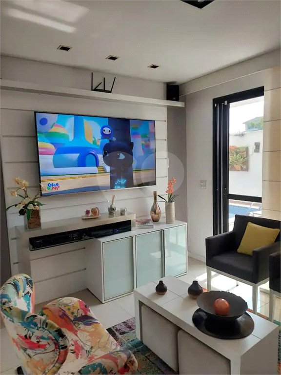 Casa à venda com 3 quartos, sendo 2 suítes, no condomínio Outside Authentic Residences, Rio de Janeiro - RJ