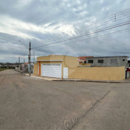 Casa à venda com 3 quartos, sendo 1 suíte, em Jardim Santa Inêz, Itapetininga, SP