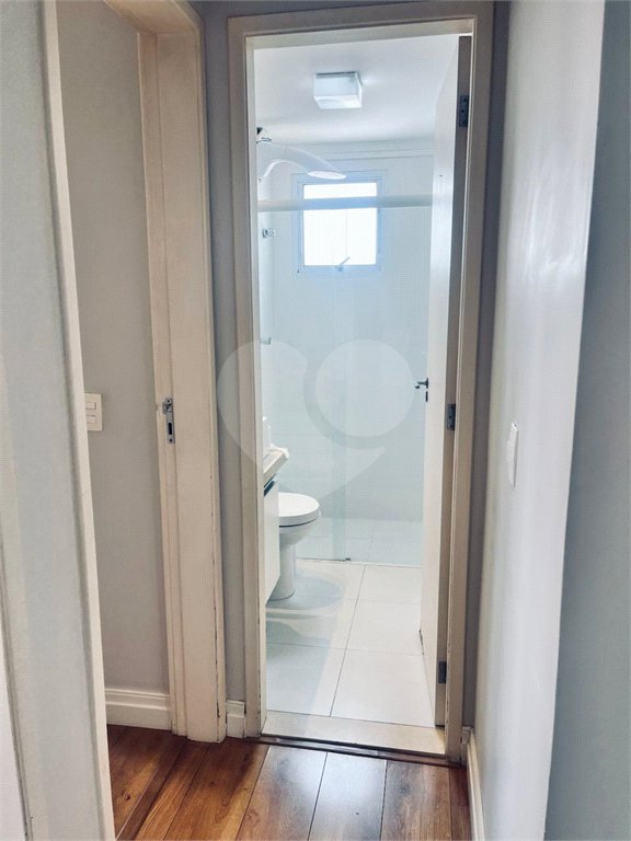 Apartamento à venda com 2 quartos em Parque Maria Domitila, São Paulo, SP