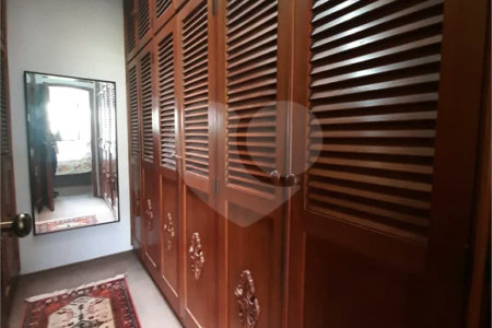Sobrado à venda com 4 quartos, sendo 2 suítes, em Jardim Franca, São Paulo, SP