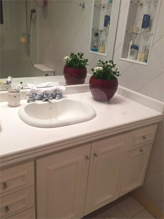 Apartamento à venda com 3 quartos, sendo 2 suítes, em Vila Suzana, São Paulo, SP