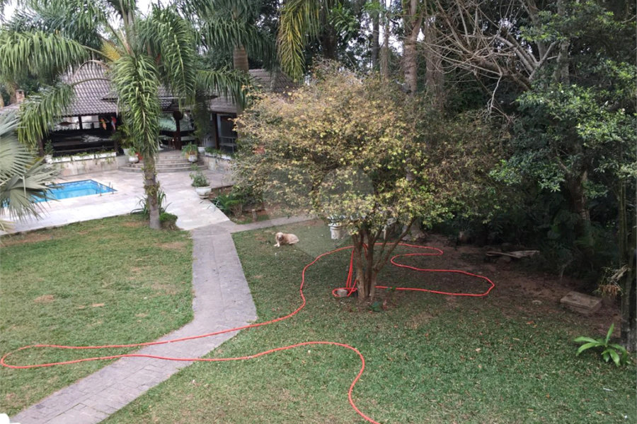 Chácara à venda com 4 quartos, sendo 2 suítes, em Tremembé, São Paulo, SP