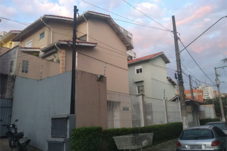 Casa à venda com 3 quartos, sendo 1 suíte,  em Jardim Caboré, São Paulo, SP