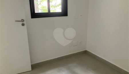 Casa à venda com 2 suítes no condomínio Cube Klabin, São Paulo - SP