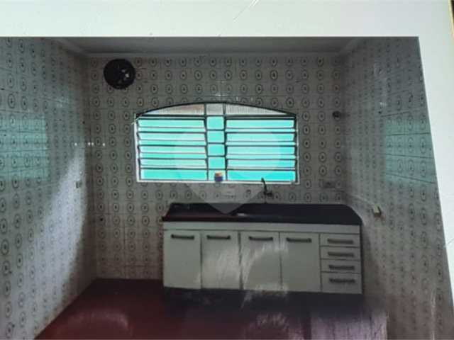 Sobrado à venda com 5 quartos, sendo 1 suíte,  em Tremembé, São Paulo, SP