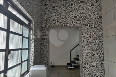 Sobrado à venda com 3 quartos, sendo 1 suíte, em Guaiaúna, São Paulo, SP
