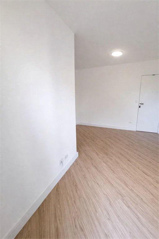 Apartamento à venda com 3 quartos em Jardim Caiapiá, Cotia, SP