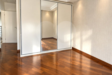Casa à venda com 4 suítes no condomínio Swiss Park, São Bernardo do Campo - SP