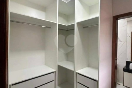 Casa à venda com 3 quartos, sendo 1 suíte, no condomínio Residencial Villa Verona, Sorocaba - SP