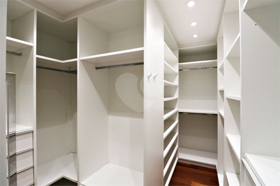 Apartamento à venda com 4 quartos, sendo 3 suítes, em Santana, São Paulo, SP