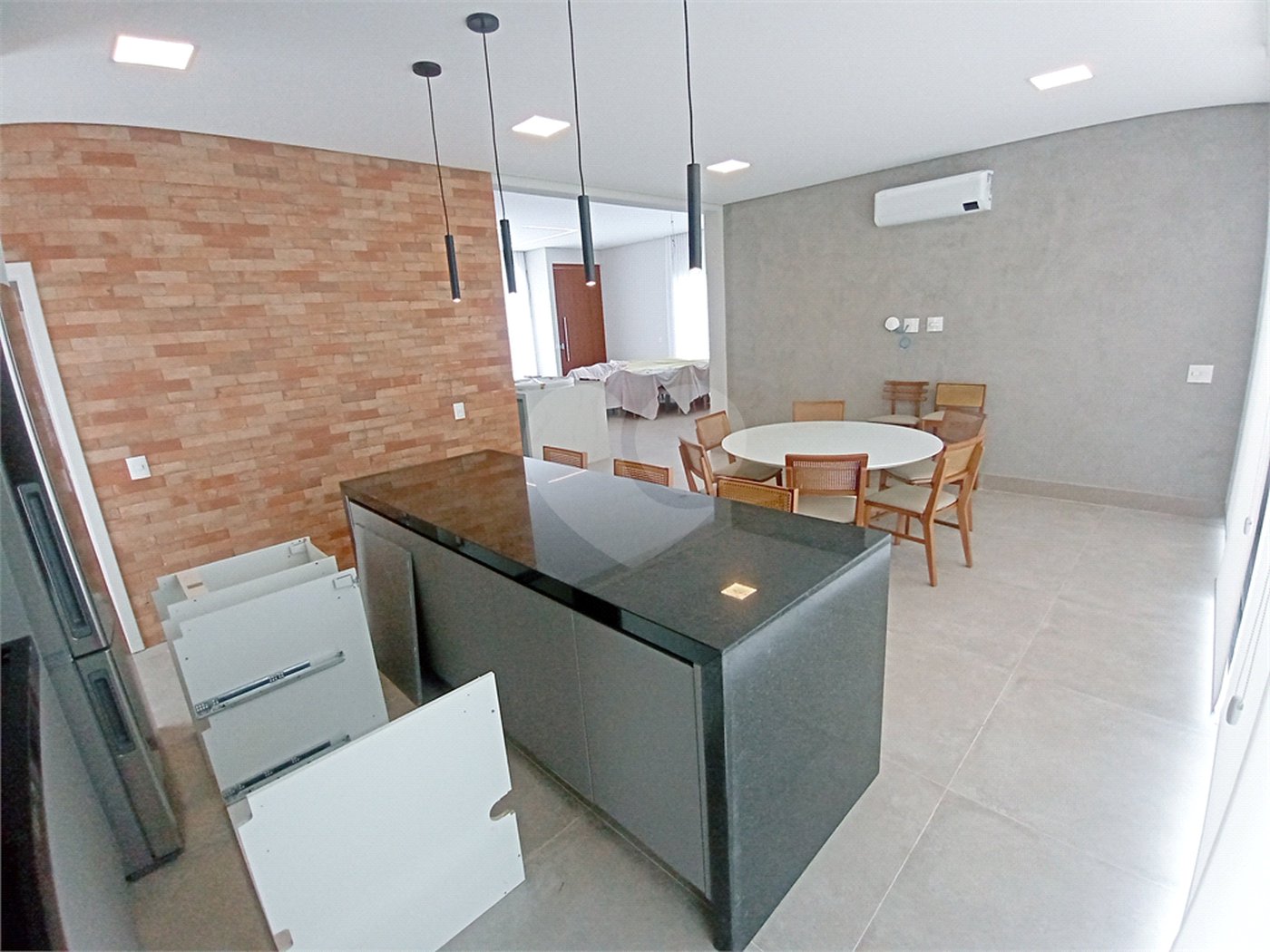 Casa à venda com 3 suítes no condomínio Campo de Toscana, Vinhedo - SP