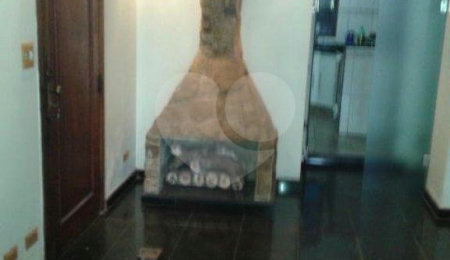 Sobrado à venda com 3 suítes em Vila Nivi, São Paulo, SP