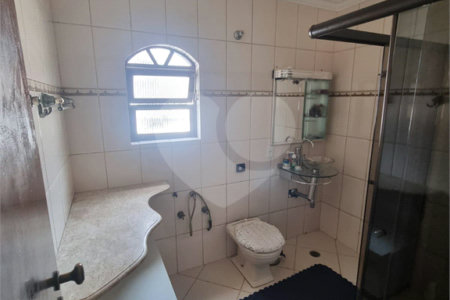 Casa à venda com 4 quartos, sendo 1 suíte, em Jardim Lídia, São Paulo, SP