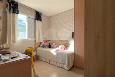Casa à venda com 5 quartos, sendo 2 suítes, no condomínio Chacara das Palmeiras, Jundiaí - SP